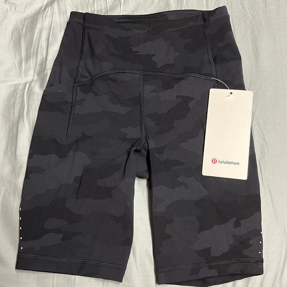 Lululemon Swift Speed HR Short 8” - Picture 1 of 2